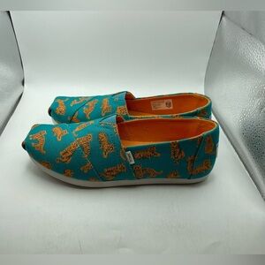 Toms Alpa women’s cats panthers loafers size 6
